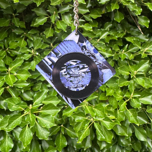 GIANT Keychain